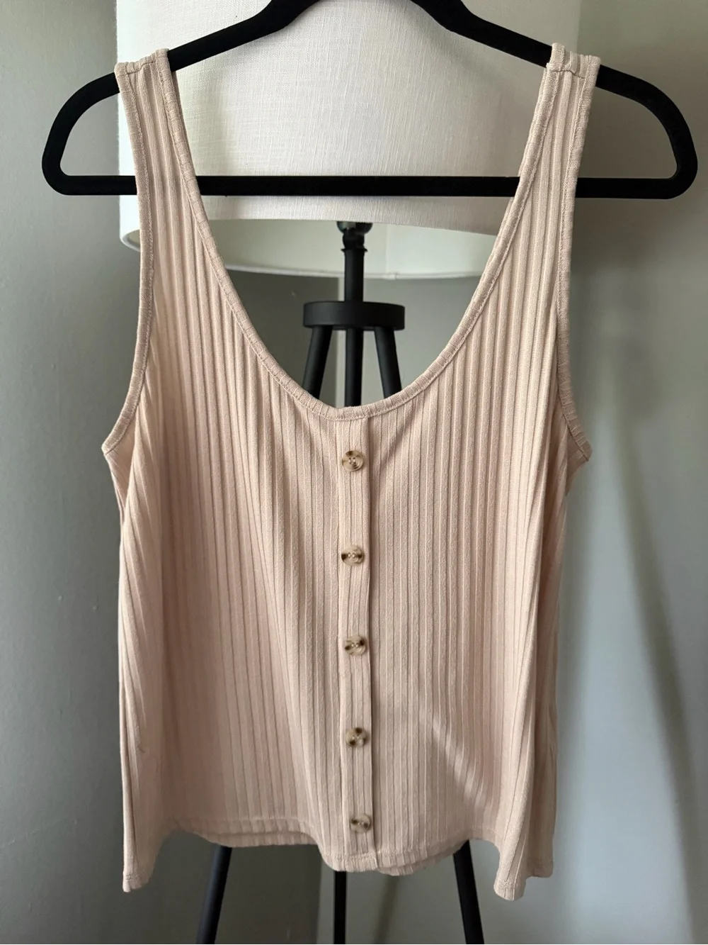 H&M Beige Ribbed Button-Front Tank Top - Picture 1 of 3